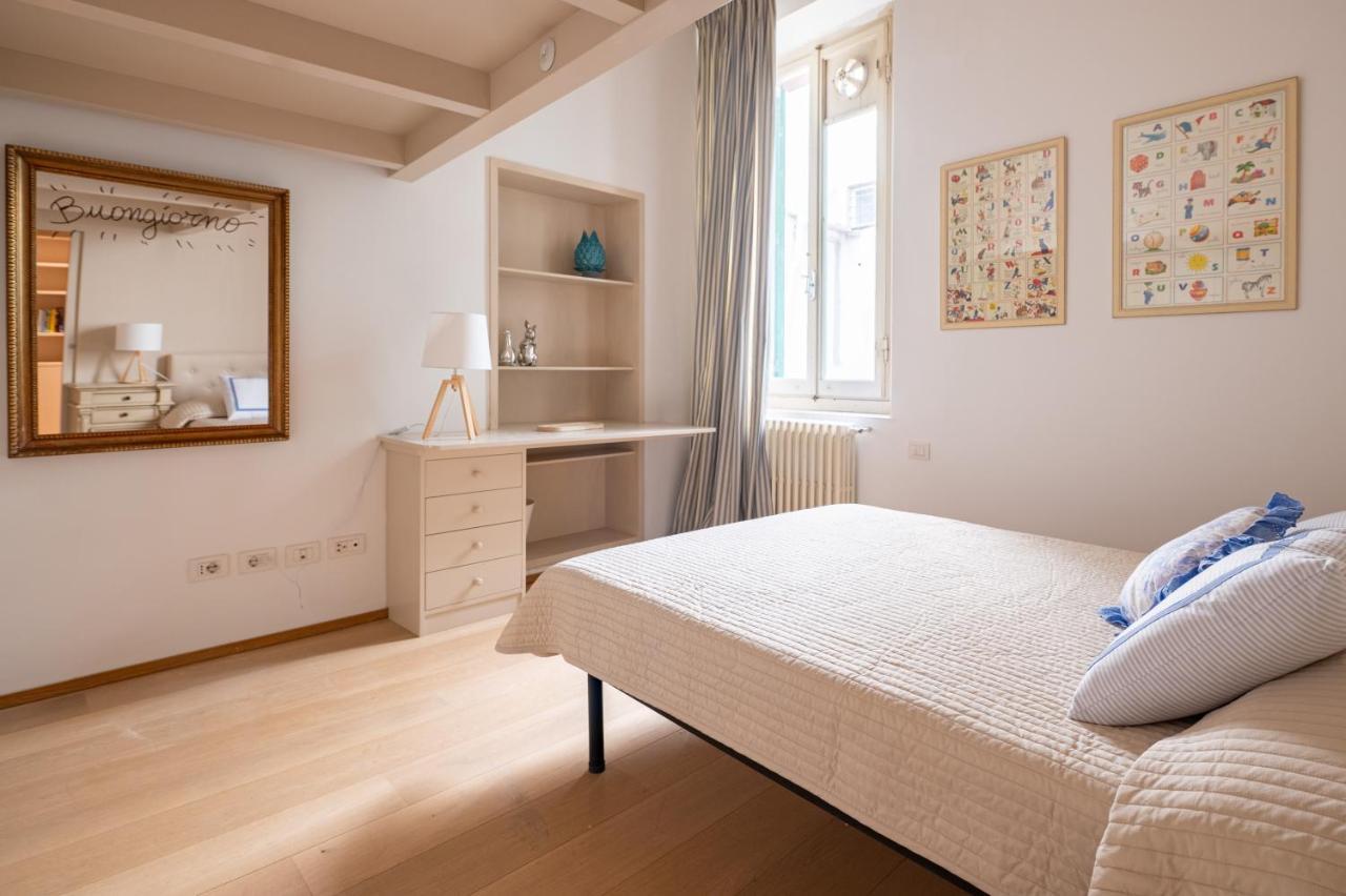 And Roomy Near The Station And Duomo - Homeunity Apartamento Florencia
