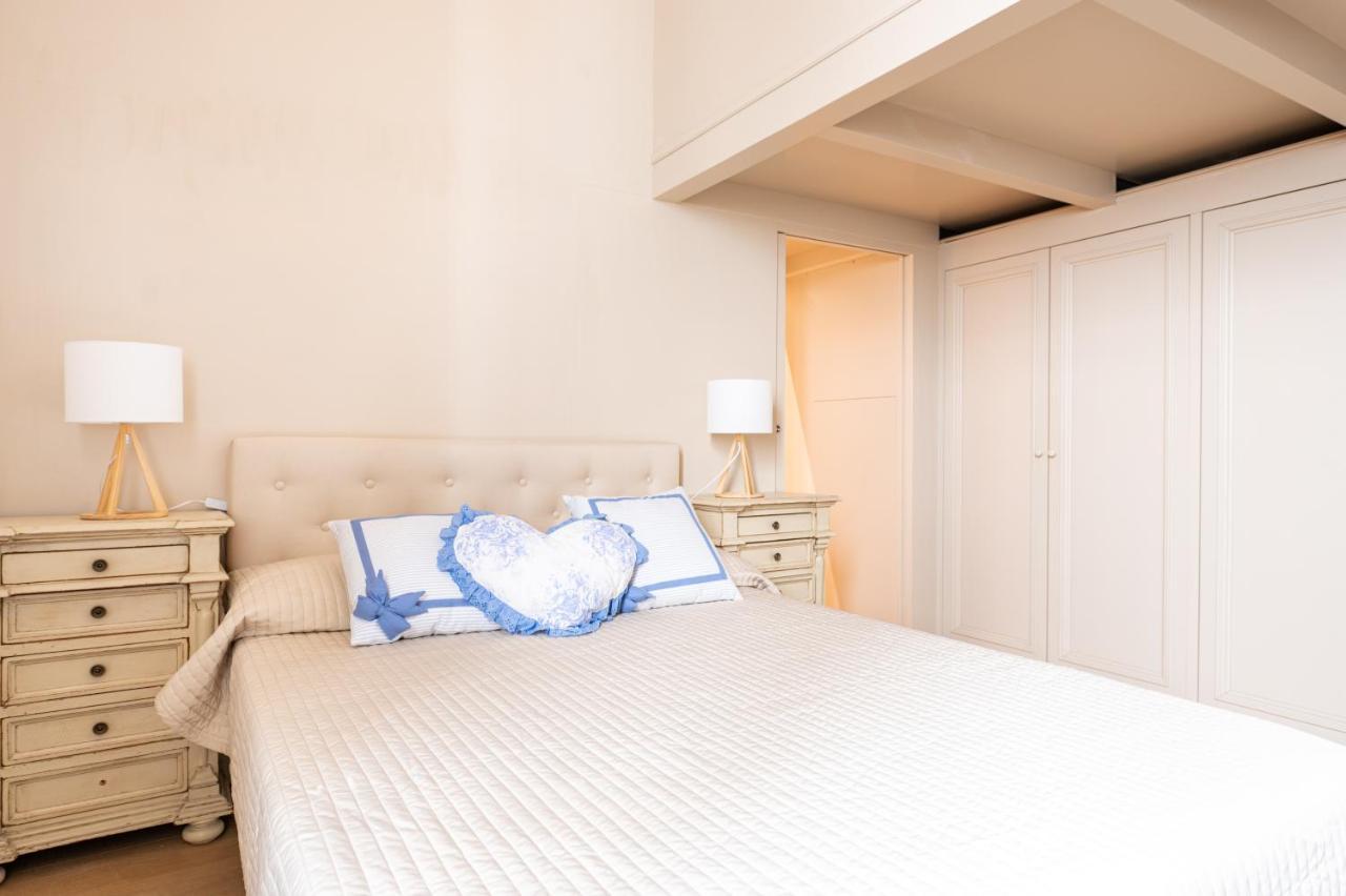 And Roomy Near The Station And Duomo - Homeunity Apartamento