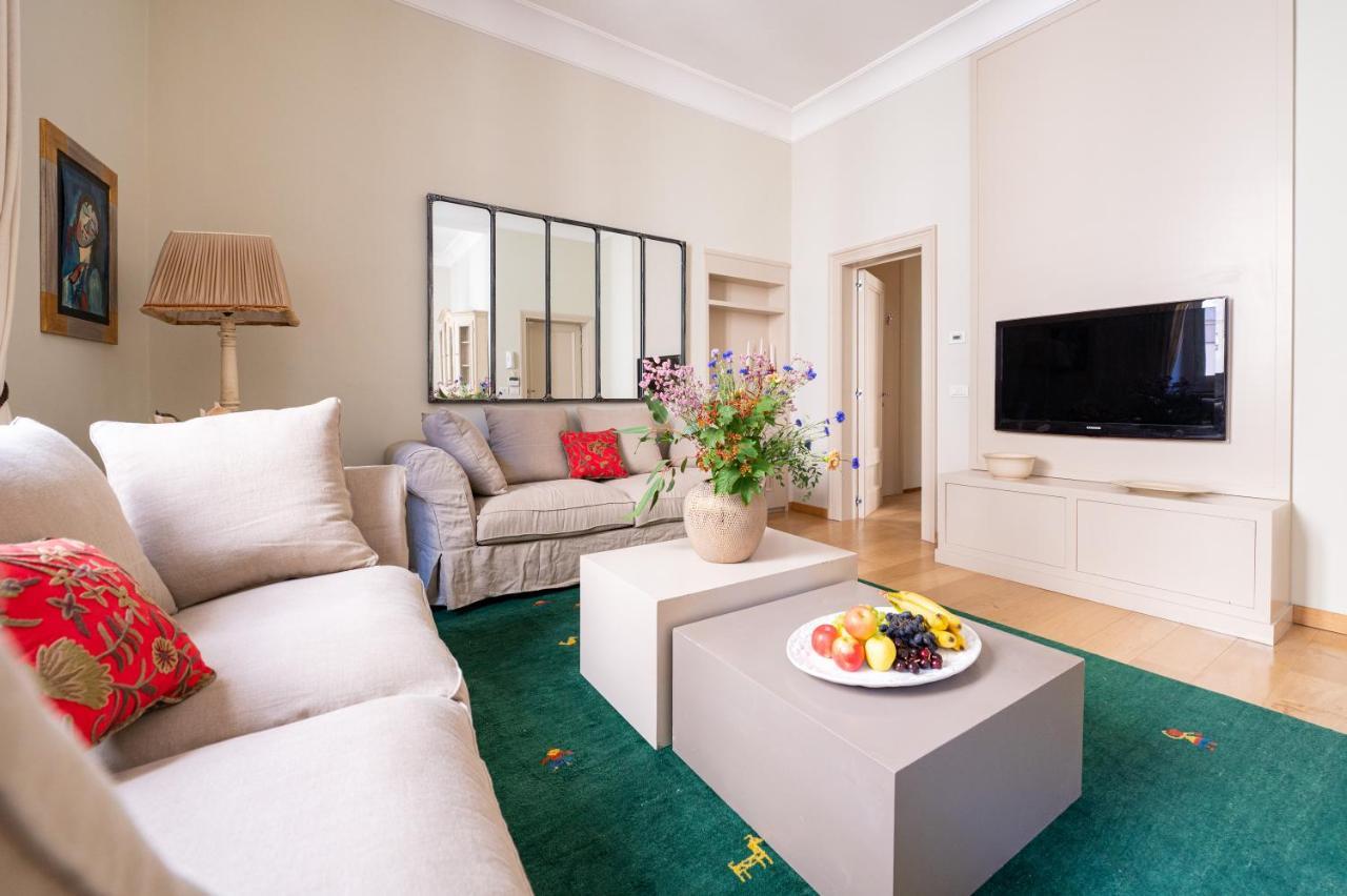 And Roomy Near The Station And Duomo - Homeunity Apartamento Florencia