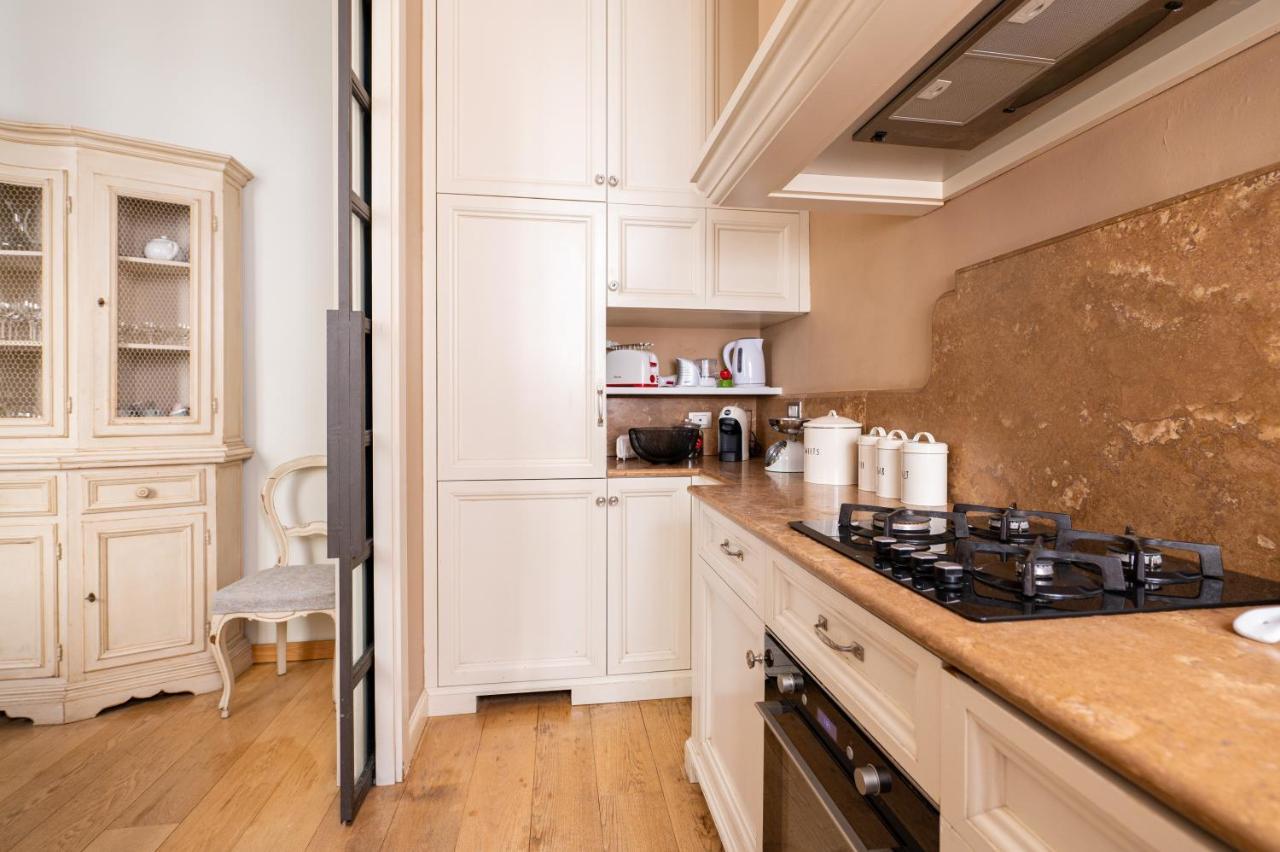 And Roomy Near The Station And Duomo - Homeunity Apartamento Florencia